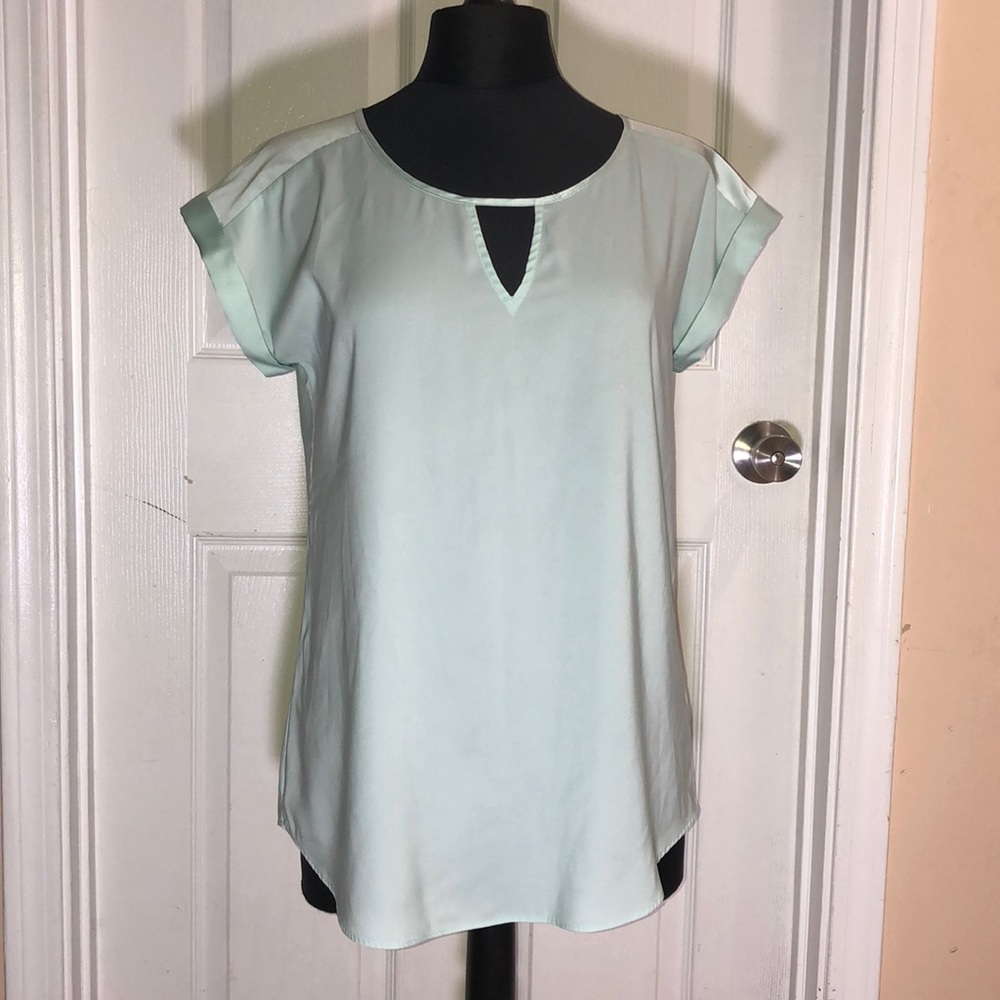 EXPRESS women’s top sleeveless Sz M‎